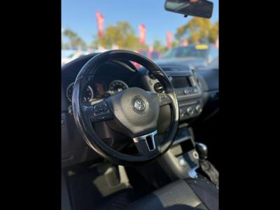 2014 VOLKSWAGEN Tiguan in Miami, FL
