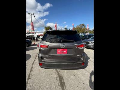 2016 TOYOTA Highlander in Miami, FL
