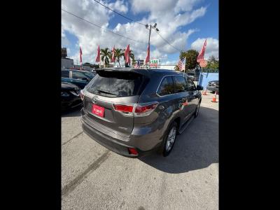 2016 TOYOTA Highlander in Miami, FL