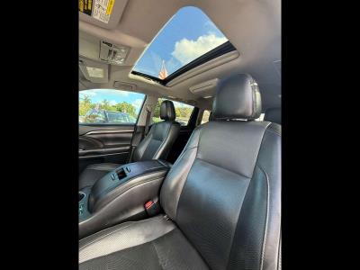 2016 TOYOTA Highlander in Miami, FL