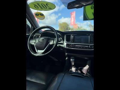 2016 TOYOTA Highlander in Miami, FL