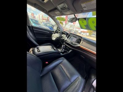 2016 TOYOTA Highlander in Miami, FL