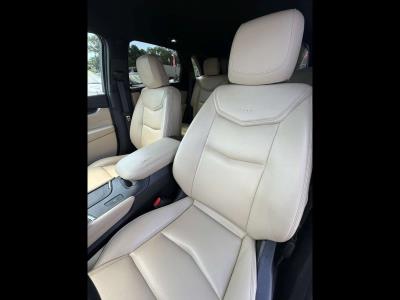 2017 CADILLAC XT5 in Miami, FL