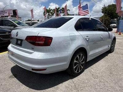 2017 VOLKSWAGEN Jetta in Miami, FL