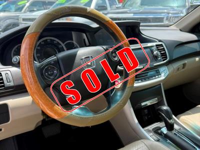2015 HONDA Accord in Miami, FL