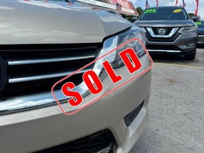 2015 HONDA Accord in Miami, FL