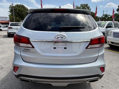 2017 HYUNDAI Santa Fe in Miami, FL