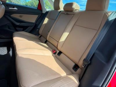 2019 VOLKSWAGEN Jetta in Miami, FL