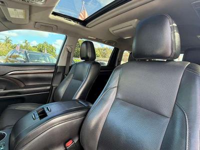 2016 TOYOTA Highlander in Miami, FL