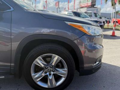 2016 TOYOTA Highlander in Miami, FL