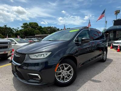 2021 CHRYSLER Pacifica in Miami, FL